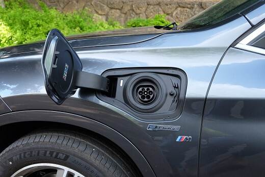 במוו X1 פלאג אין הייבריד